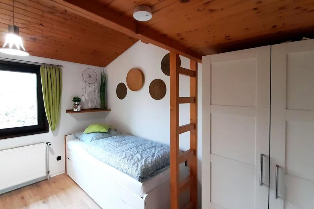Ferienhaus Lena Im Sauerland Direkt Am Hennesee Meschede Dış mekan fotoğraf